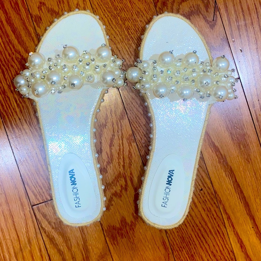 Pearl slides